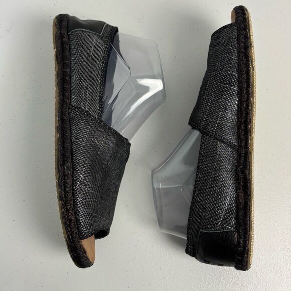Toms Womens 10 Black Gray Chambray Canvas Slip-On Open Toe Sandals Lagenlook - Picture 8 of 11